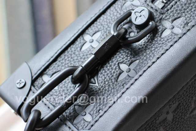 M44478 Soft Trunk 25 M44478 Soft Trunk 25