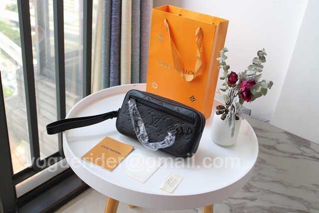 M44482 Pochette Volga 23