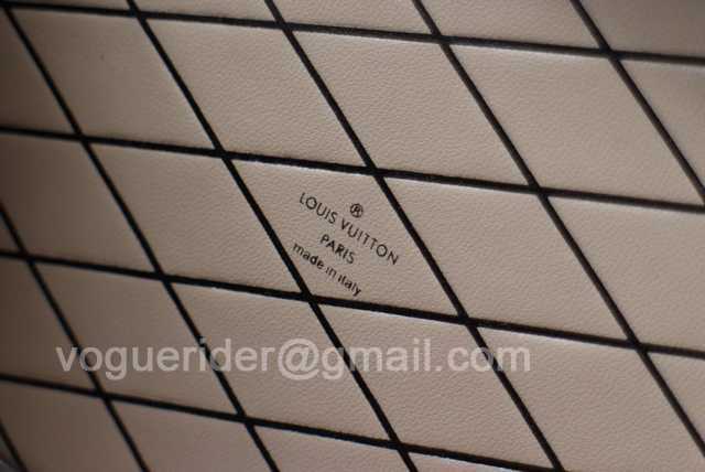 M55859 Petite Malle 19 M55859 Petite Malle 19