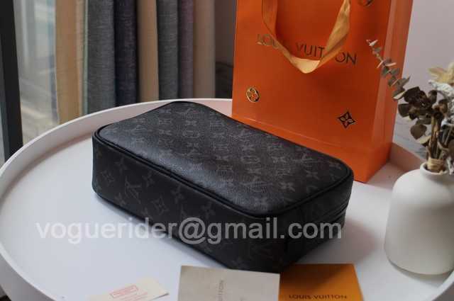 M47521 Cosmetic Bag 24 M47521 Cosmetic Bag 24
