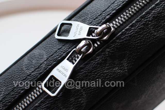 M47521 Cosmetic Bag 24 M47521 Cosmetic Bag 24