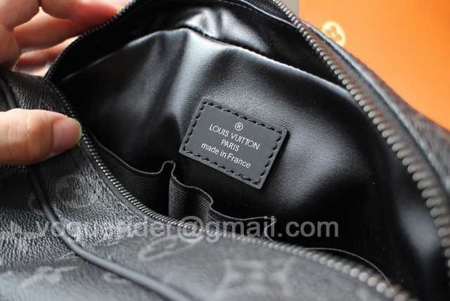 M47521 Cosmetic Bag 24 M47521 Cosmetic Bag 24