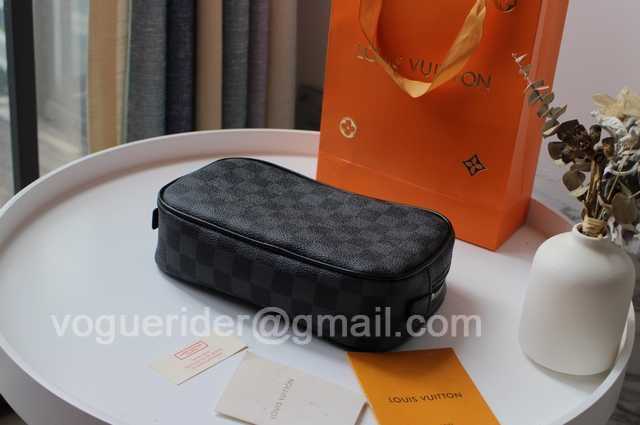 M43384 Cosmetic Bag 21