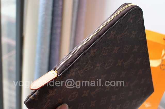 M43442 Etui Voyage 33 Burgundy