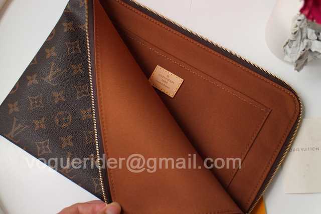 M43442 Etui Voyage 33 Tan M43442 Etui Voyage 33 Tan