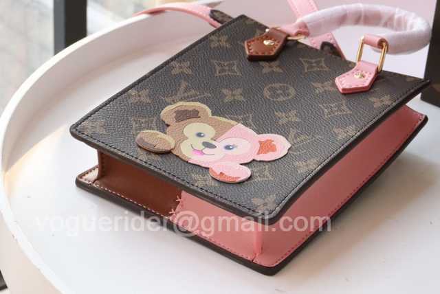 M69442 Petit Sac Plat M69442 Petit Sac Plat