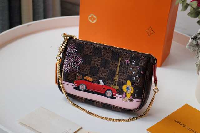 M68489 Mini Pochette Accessories