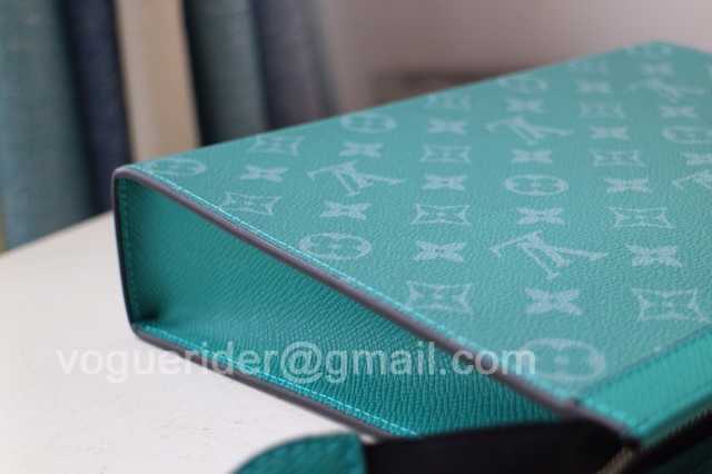 M61692 Pochette Voyage 26