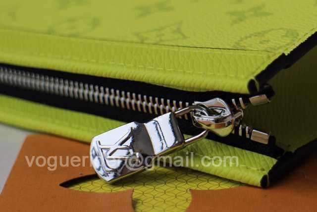 M61692 Pochette Voyage 26