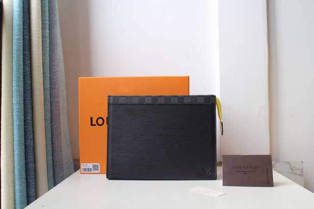 M67899 Pochette Voyage