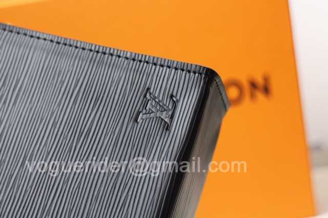 M67899 Pochette Voyage M67899 Pochette Voyage