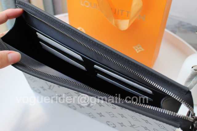 M61692 Pochette Voyage 26