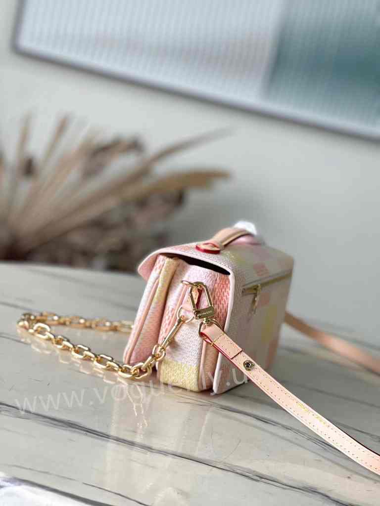 N40749 Pochette Metis East West 21 N40749 Pochette Metis East West 21