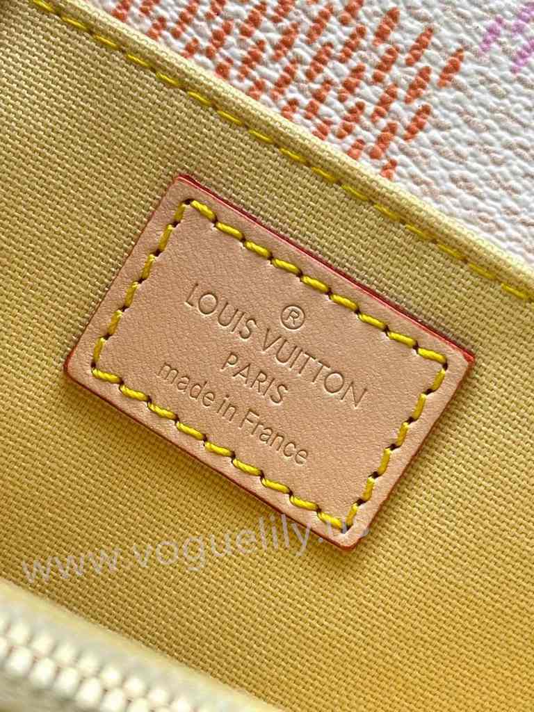 N40749 Pochette Metis East West 21 N40749 Pochette Metis East West 21