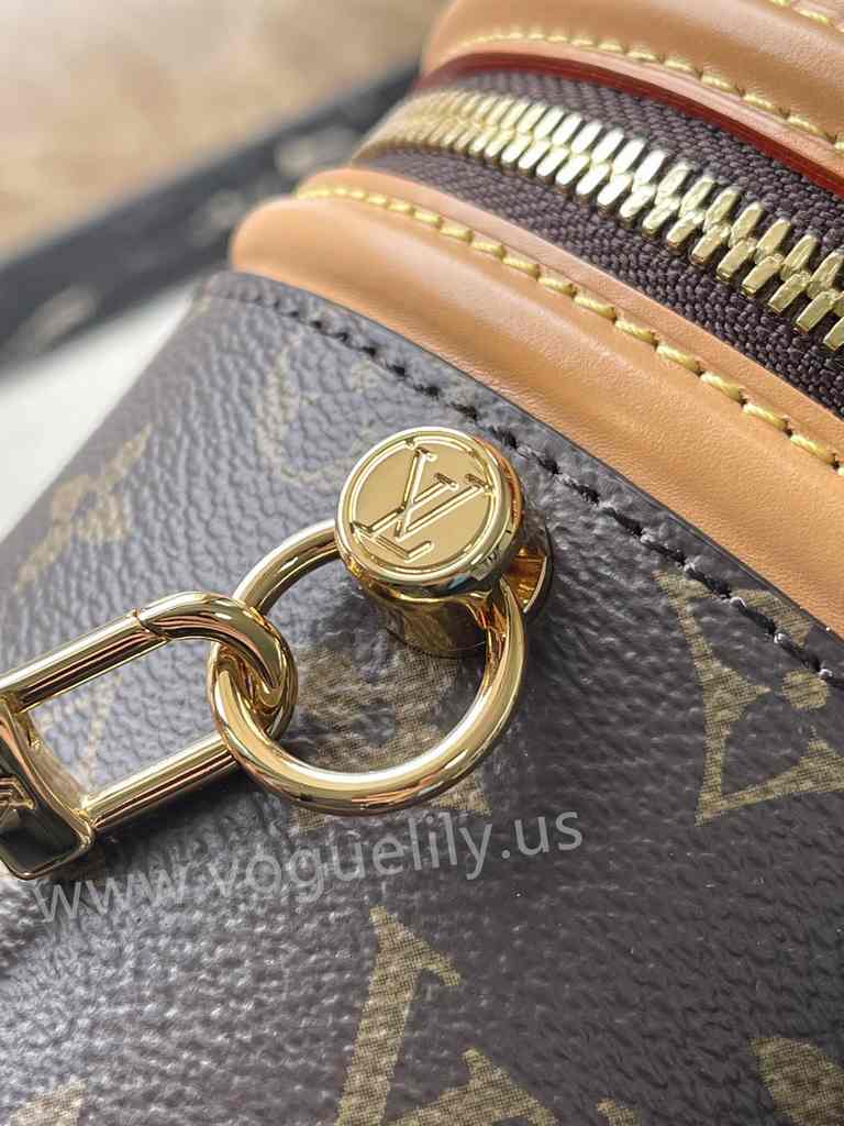 M82952 Nano Cannes 14