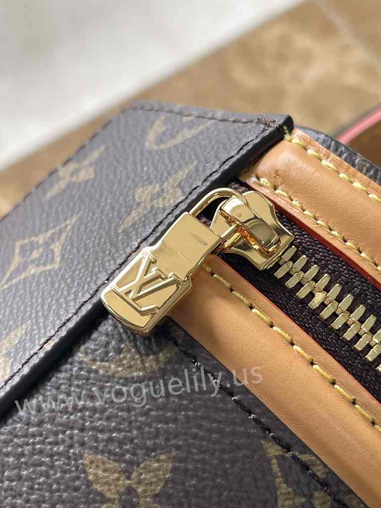 M82952 Nano Cannes 14