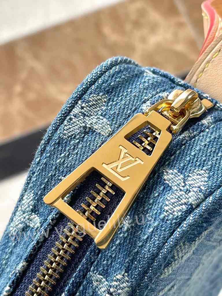 M46856 Croissant MM 21 M46856 Croissant MM 21