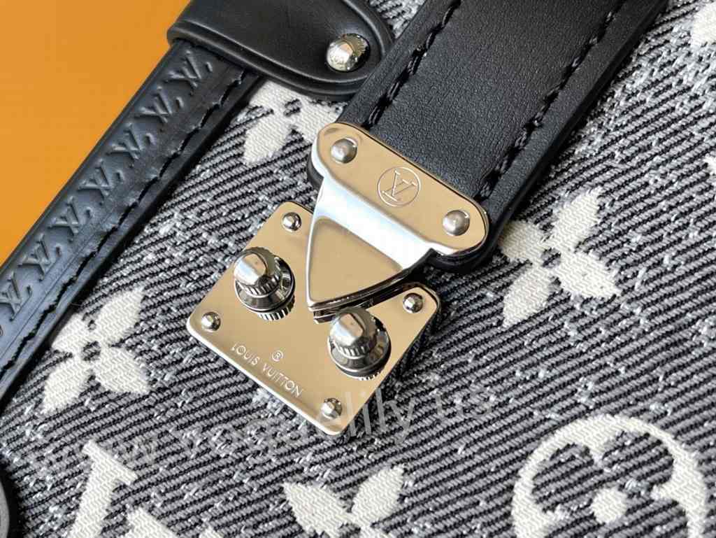 M21460 Side Trunk 21