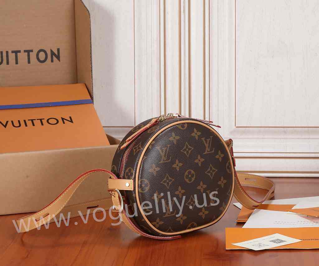 M45578 Boite Chapeau Souple 18