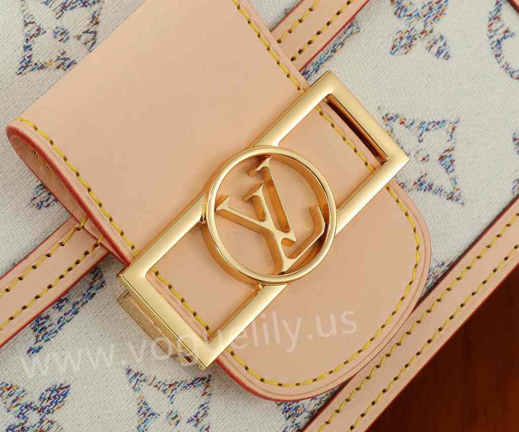 M24841 Dauphine 20 M24841 Dauphine 20