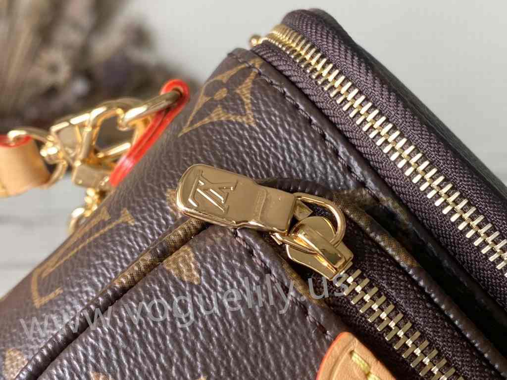 M82335 Mini Bumbag 17