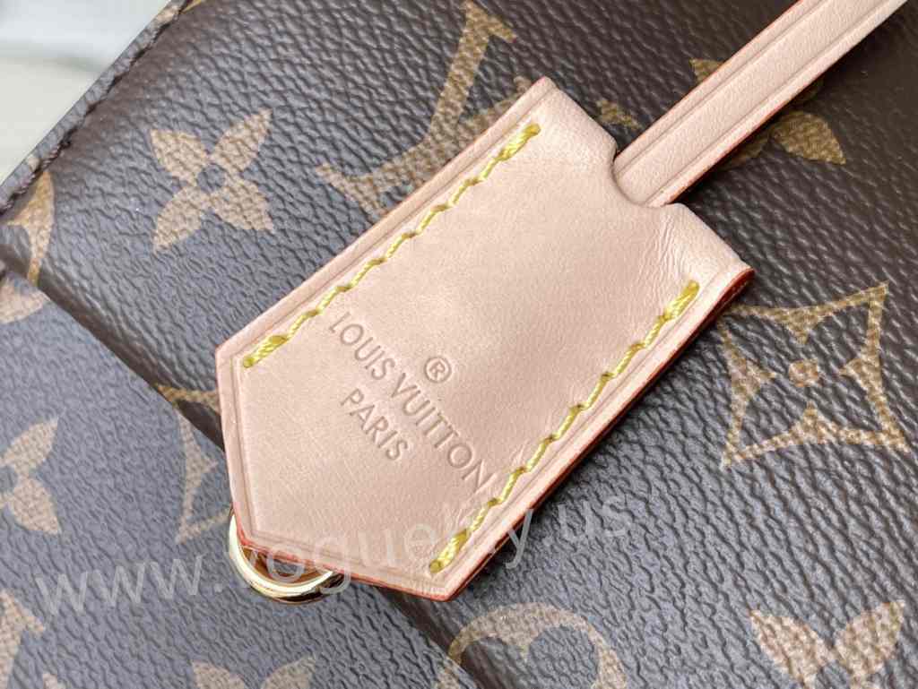 M46055 Cluny Nano 20 M46055 Cluny Nano 20