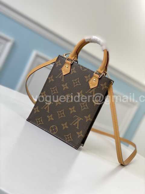 M69442/M51151 Petit Sac Plat 17