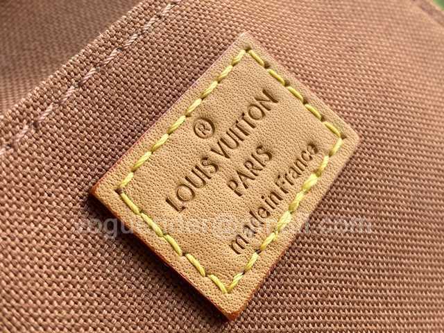 M69442/M51151 Petit Sac Plat 17