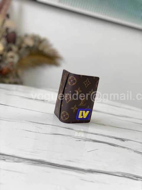 M45787 Passport Holder M45787 Passport Holder