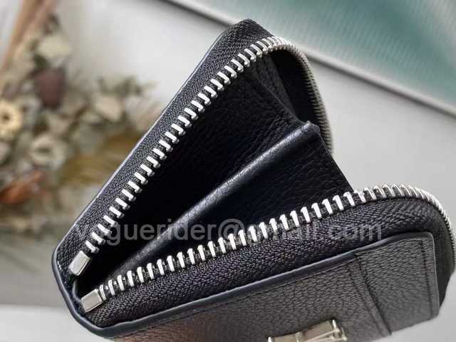 M80099 Zippy M80099 Zippy