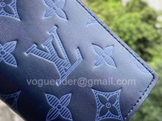 M80421 Passport Holder