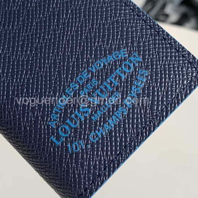 M30379 Passport Holder M30379 Passport Holder