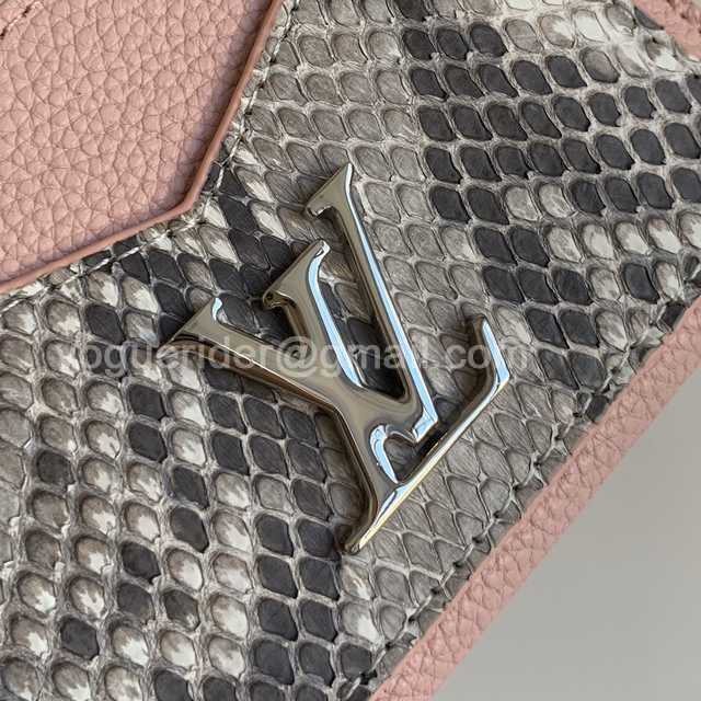 M97001 LockMe Card Holder