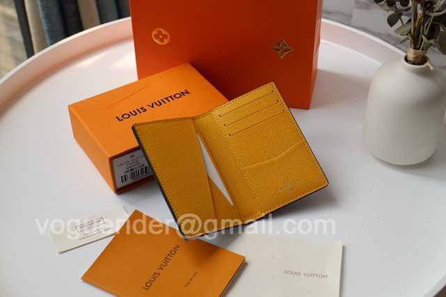 M63144 Passport Holder M63144 Passport Holder