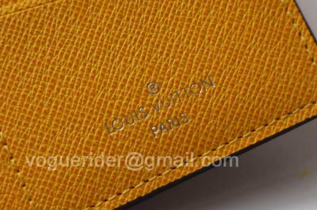 M63144 Passport Holder M63144 Passport Holder