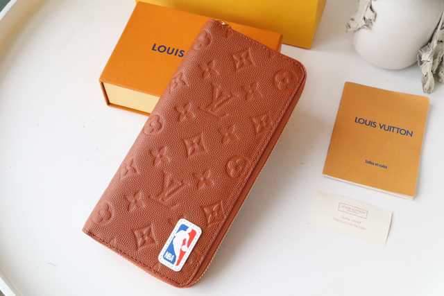 M80548 LV X NBA Zippy Vertical