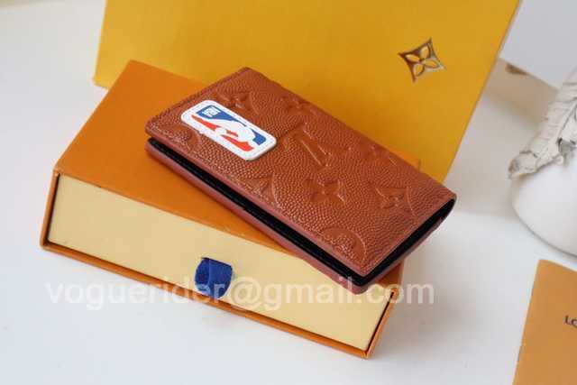 M80545 LV X NBA Passport Holder