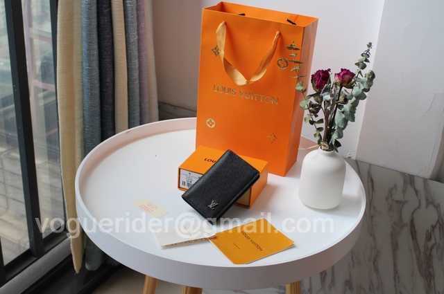 M30283 Passport Holder