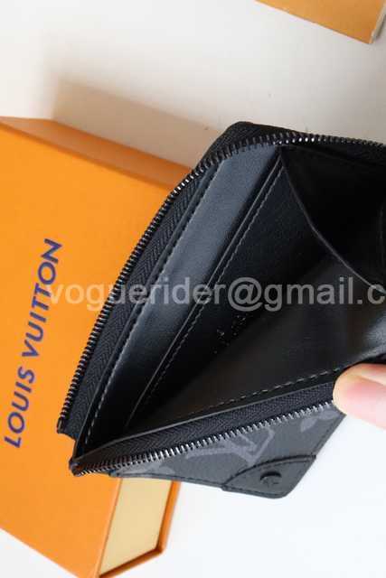 M80556 Multi Card Holder Trunk M80556 Multi Card Holder Trunk
