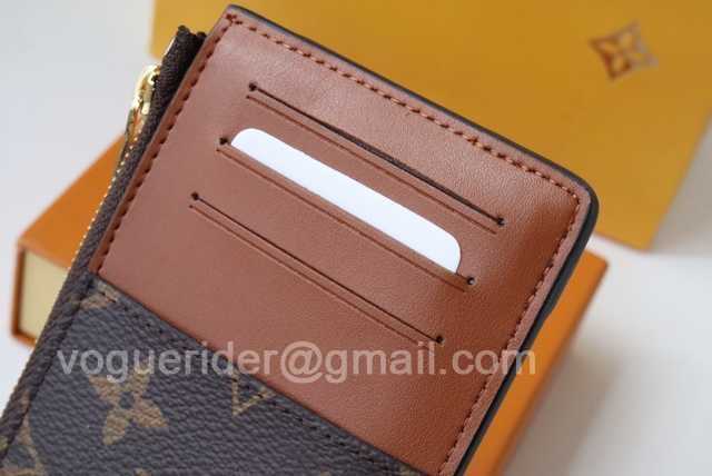 M80556 Multi Card Holder Trunk