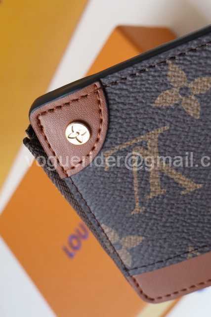 M80556 Multi Card Holder Trunk