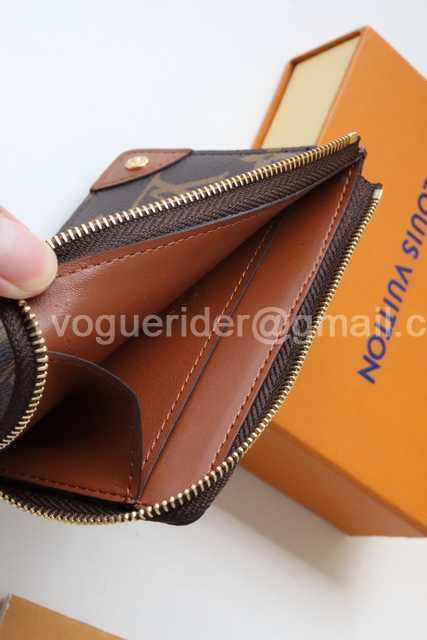 M80556 Multi Card Holder Trunk