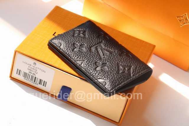 M69044 Passport Holder