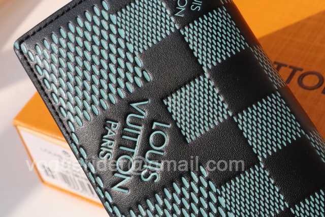N60441 Passport Holder