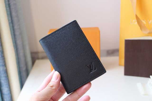 N63144 Passport Holder