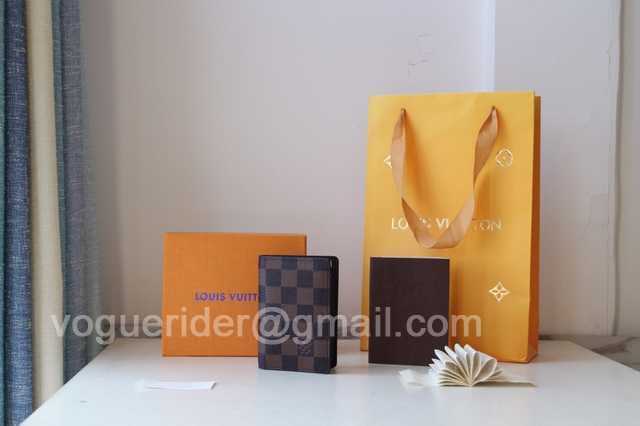 N63144 Passport Holder