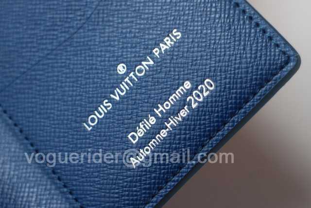 M48560 Passport Holder