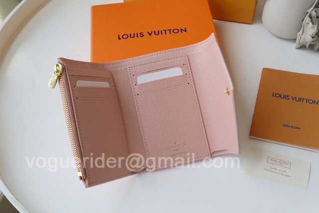 M80388 Victorine By The Pool