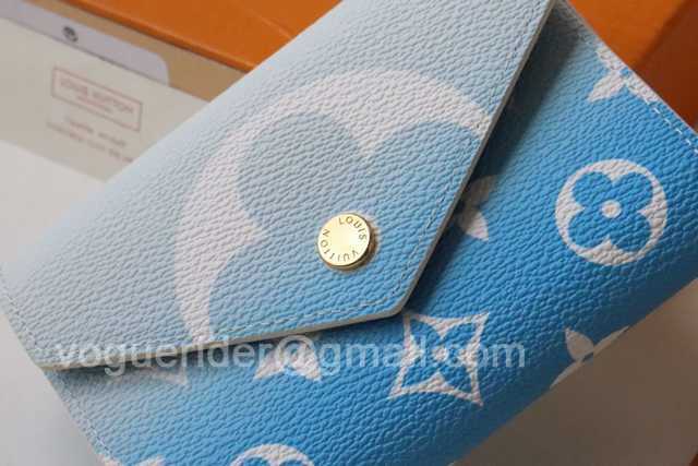 M80388 Victorine By The Pool