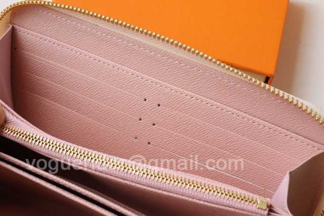 M80361 Zippy By The Pool M80361 Zippy By The Pool